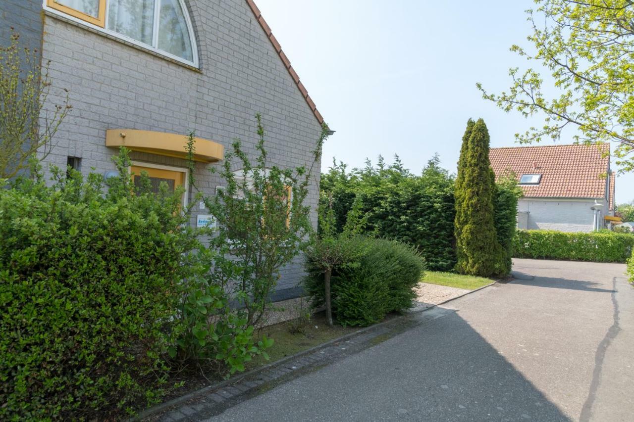 Twee-Onder-Een-Kapvakantiewoning Met Ruime Tuin - Fort Soleil 17 Villa Breskens Eksteriør bilde